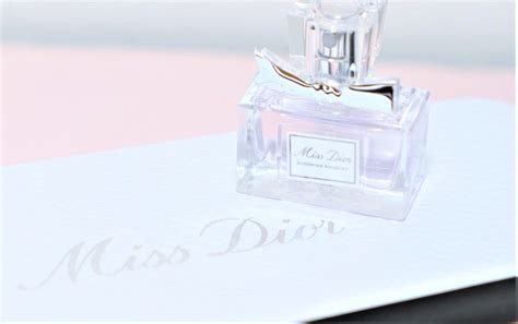 dior オンライン 店舗受け取り